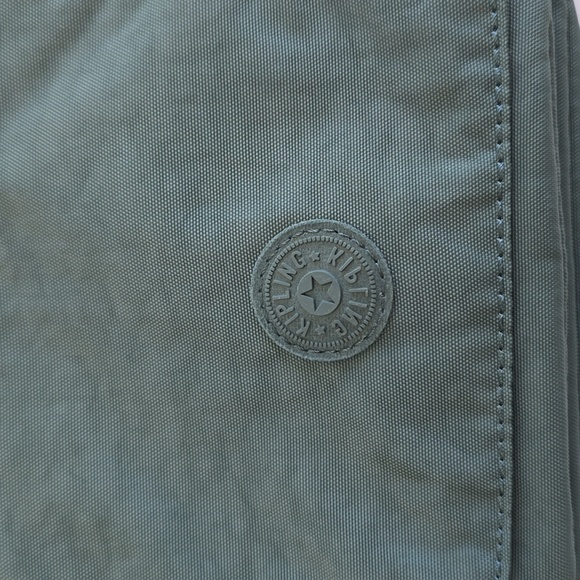 NWT KIPLING NW Eldorado Crossbody Bag Monkey Charm Key Chain Aloe Tonal Aloe - Picture 3 of 16